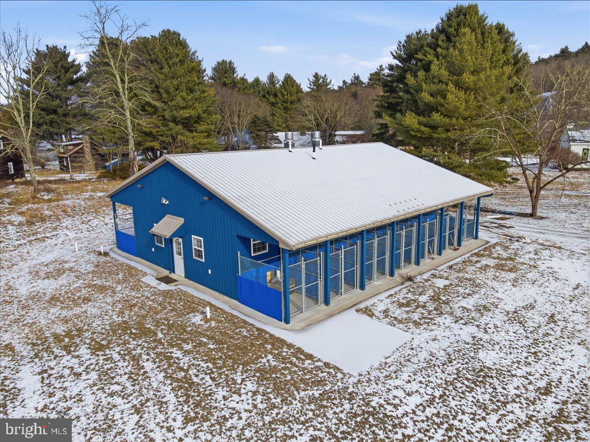159 Colony Vlg Property Photo 5