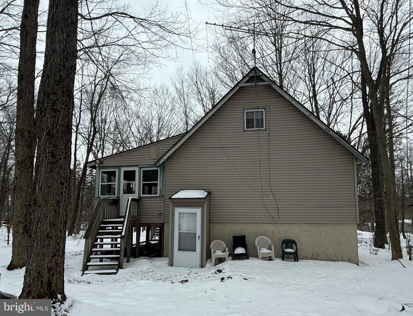 437 Orono Dr Property Photo 3