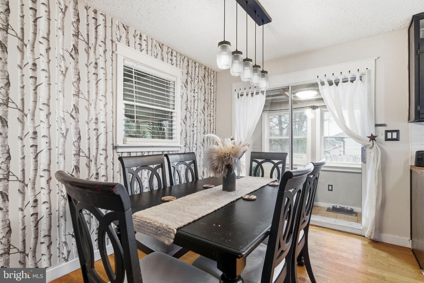 7106 Robinwood Dr Property Photo 23