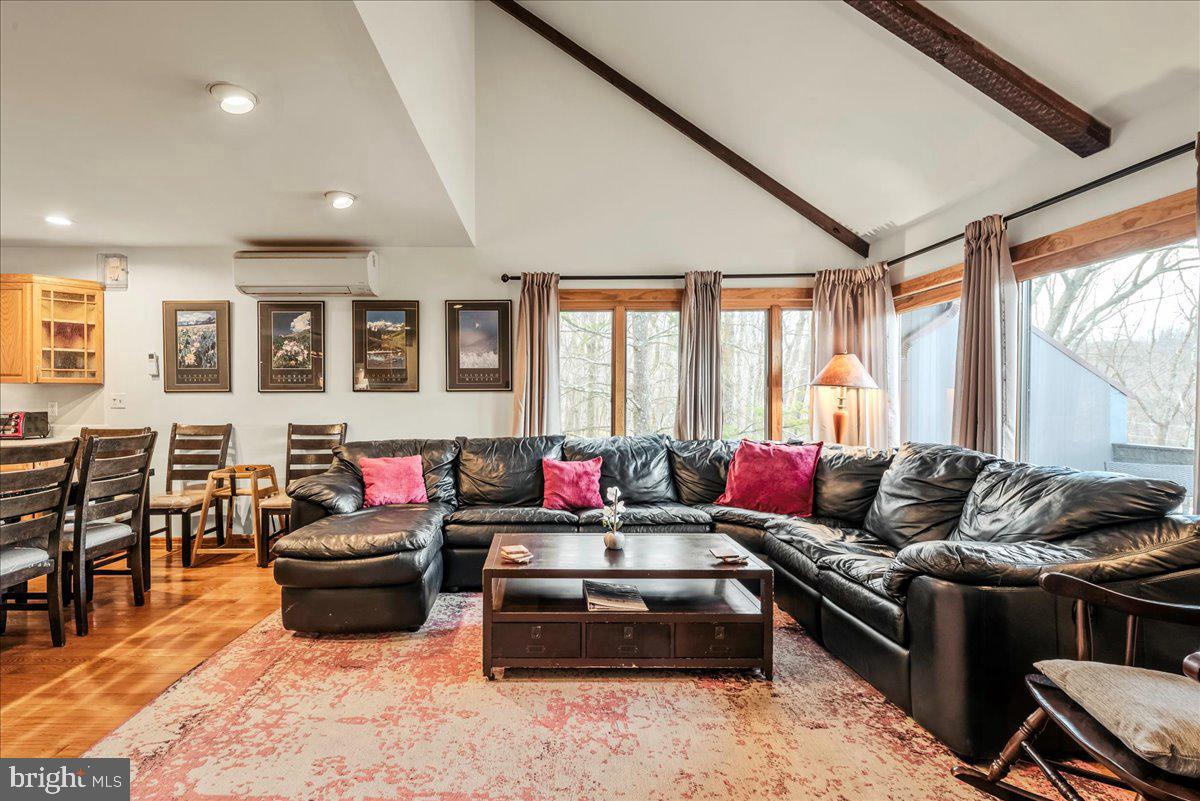 31 Middle Village Way Property Photo 16