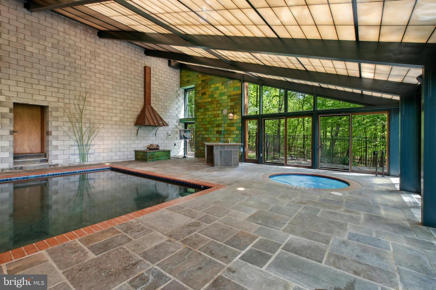 310 Hunters Farm Rd Property Photo 44