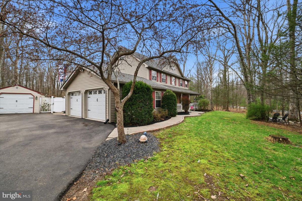 9 Hickory Dr Property Photo 4