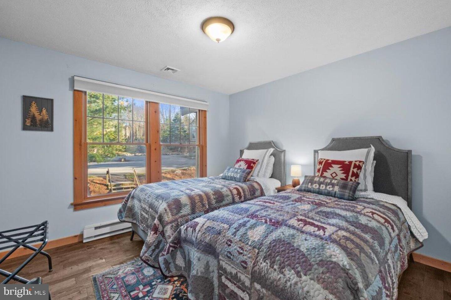 155 Pine Ct #e Property Photo 15