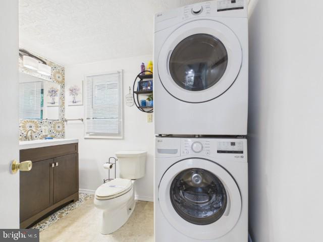 7803 Lake Shore Dr Property Photo 11