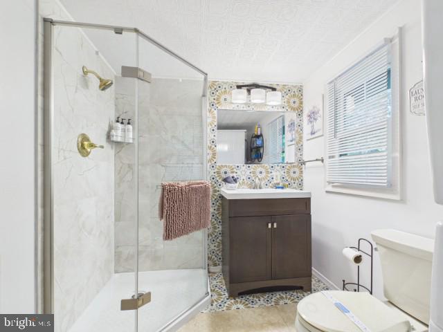 7803 Lake Shore Dr Property Photo 12