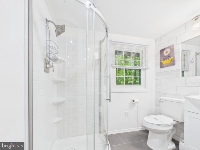7803 Lake Shore Dr Property Photo 16