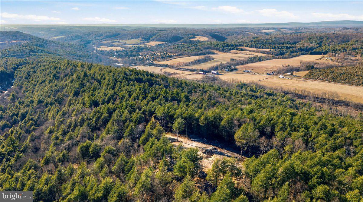 0 CO LINE & LR 45052 Property Photo 1