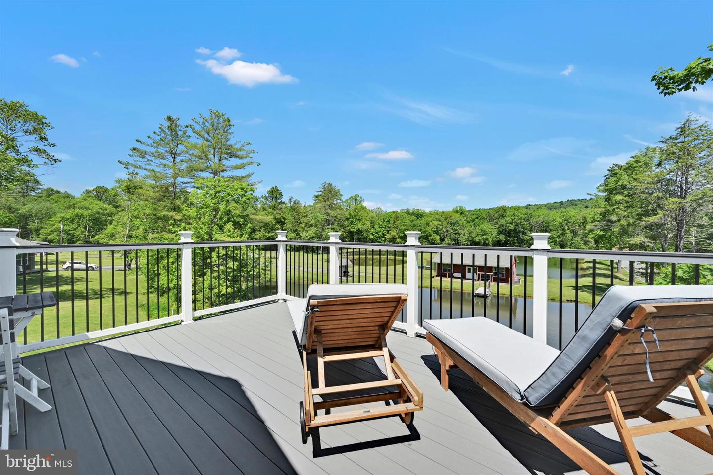 279 Greenview Dr Property Photo 43
