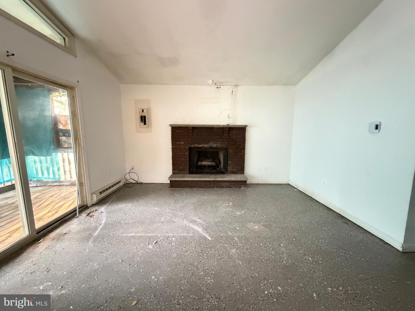 1841 Shadyside Dr Property Photo 9