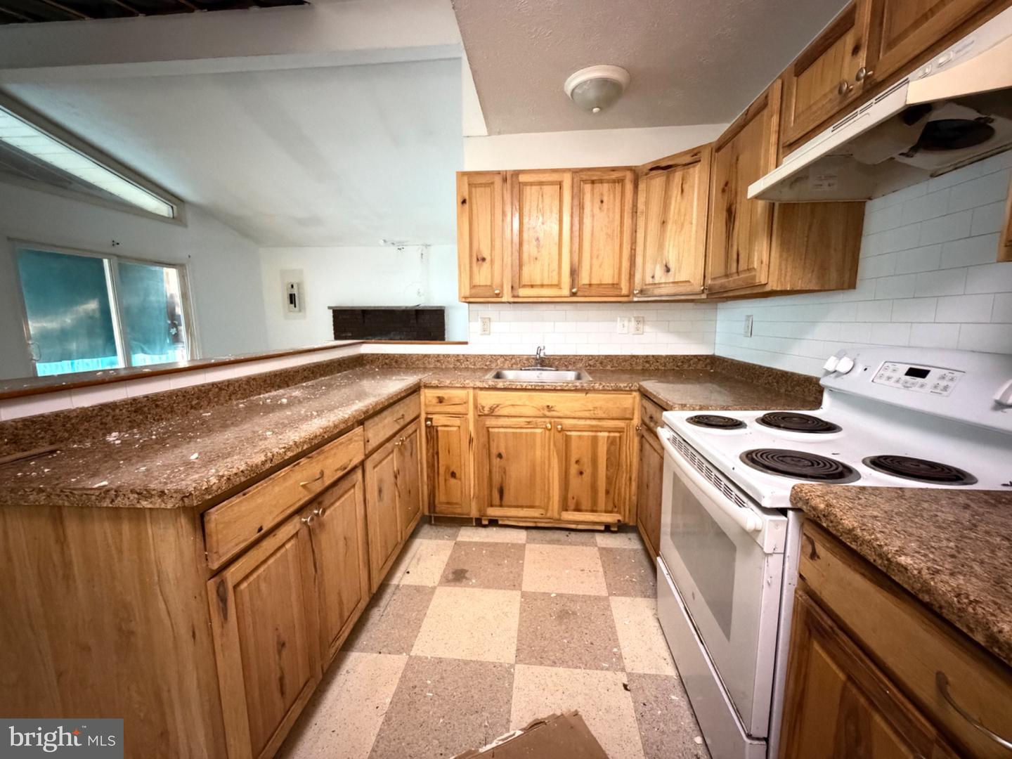 1841 Shadyside Dr Property Photo 13