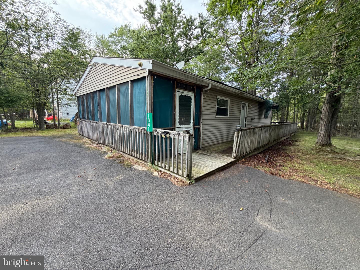 1841 Shadyside Dr Property Photo 29