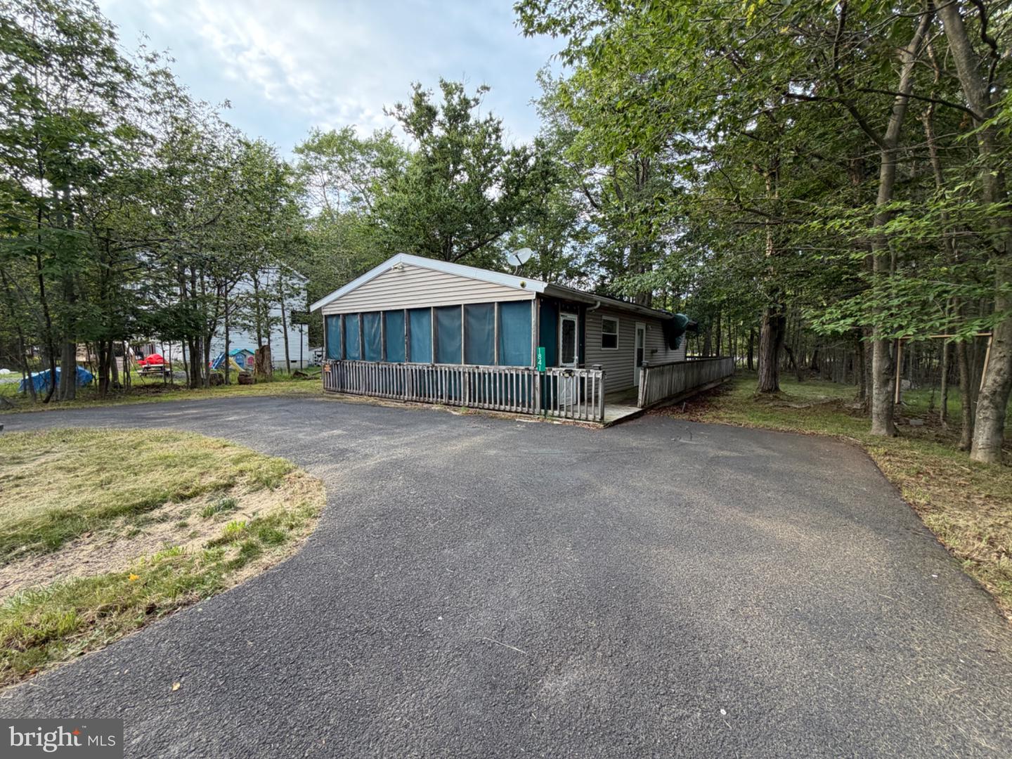 1841 Shadyside Dr Property Photo 30