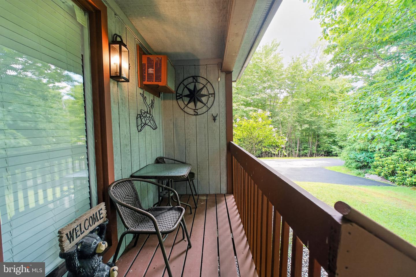 15 Ski Side Ct Property Photo 3