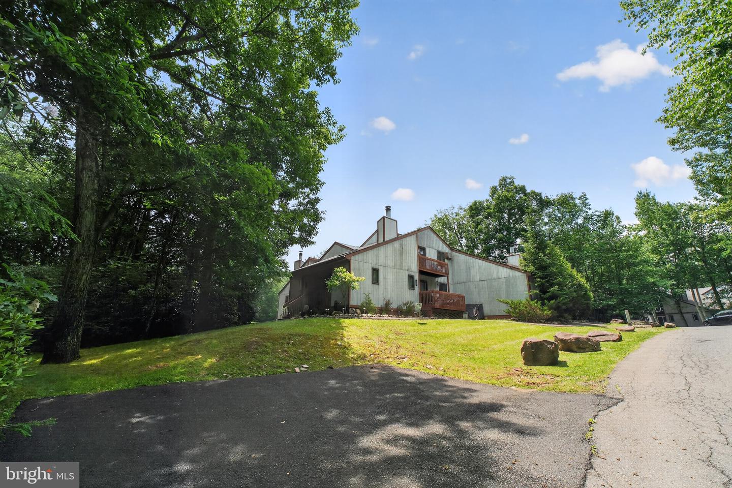 15 Ski Side Ct Property Photo 28
