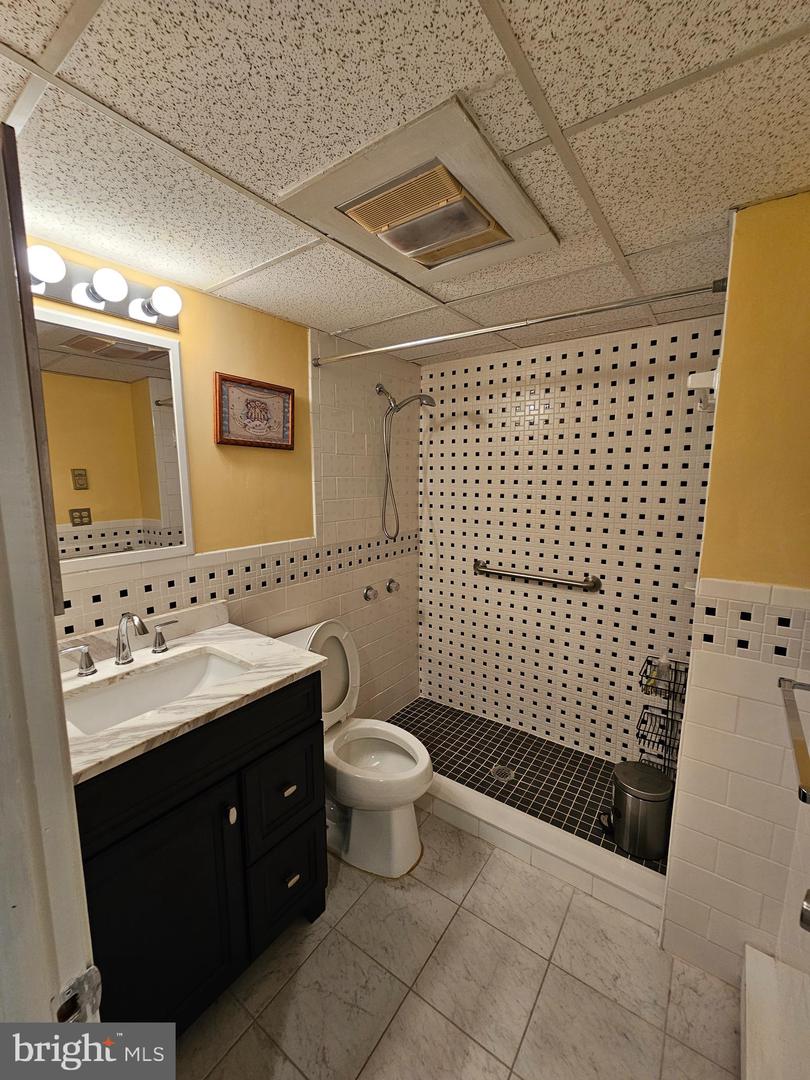 8226 Woodchuck Ct Property Photo 15