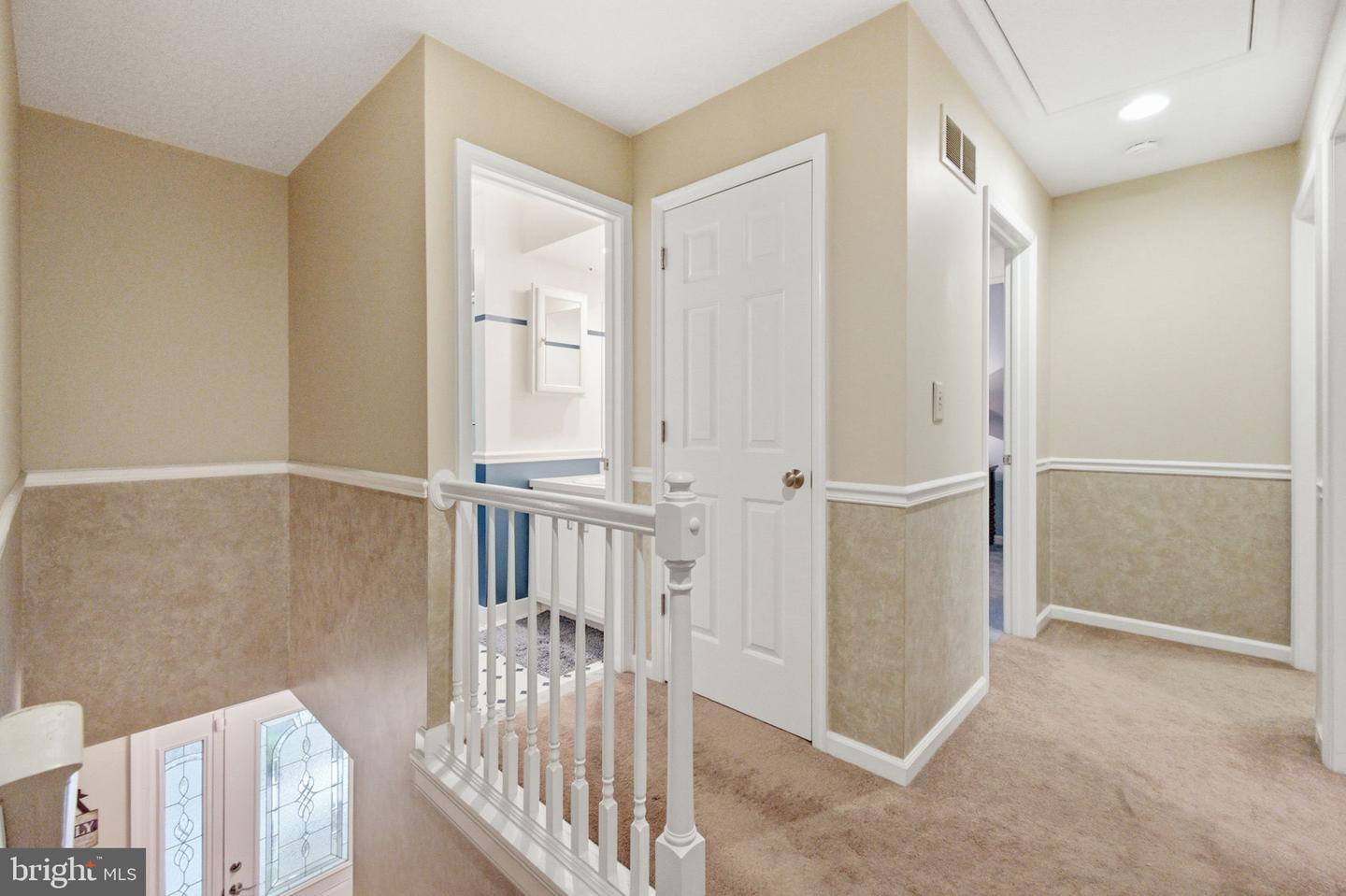 3 Theresa Ln Property Photo 18
