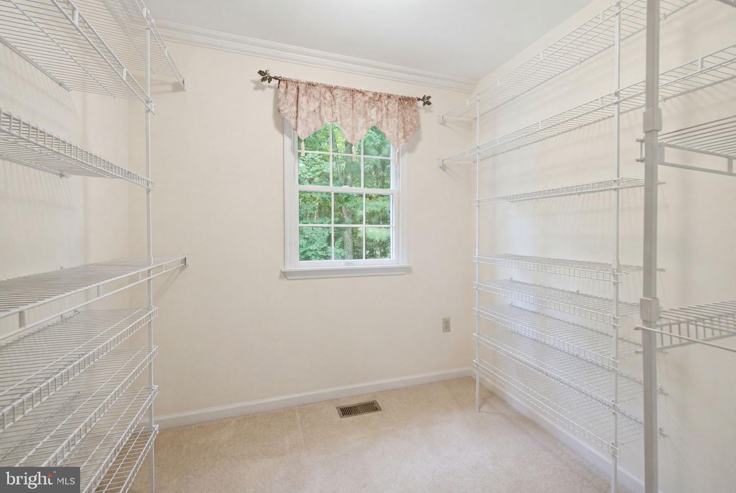 3 Theresa Ln Property Photo 22