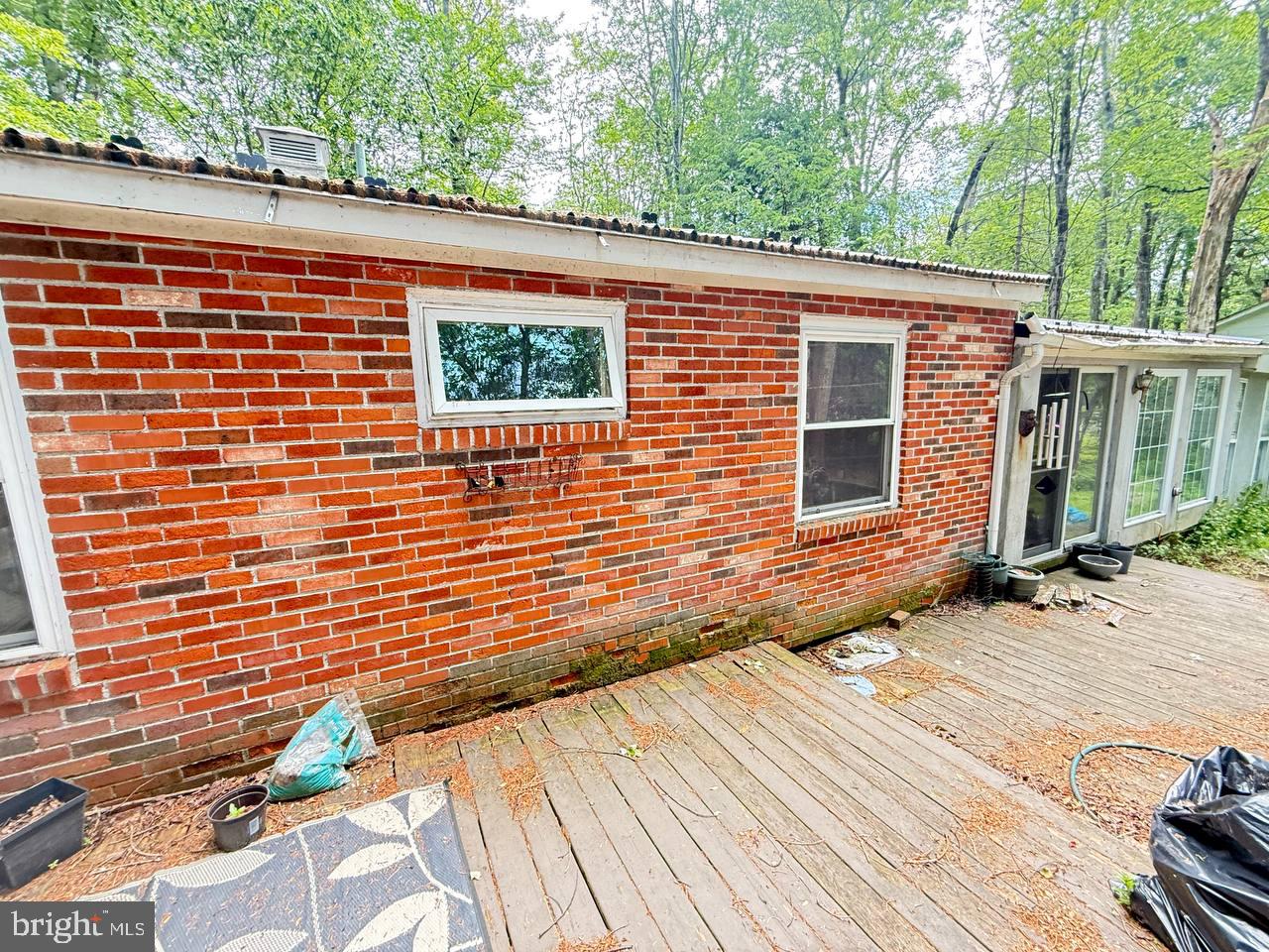 446 Stillwater Dr Property Photo 14