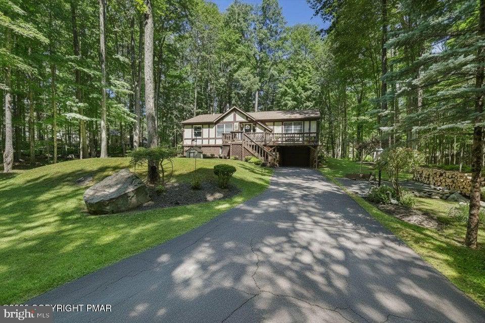 137 Outer Dr Property Photo 43