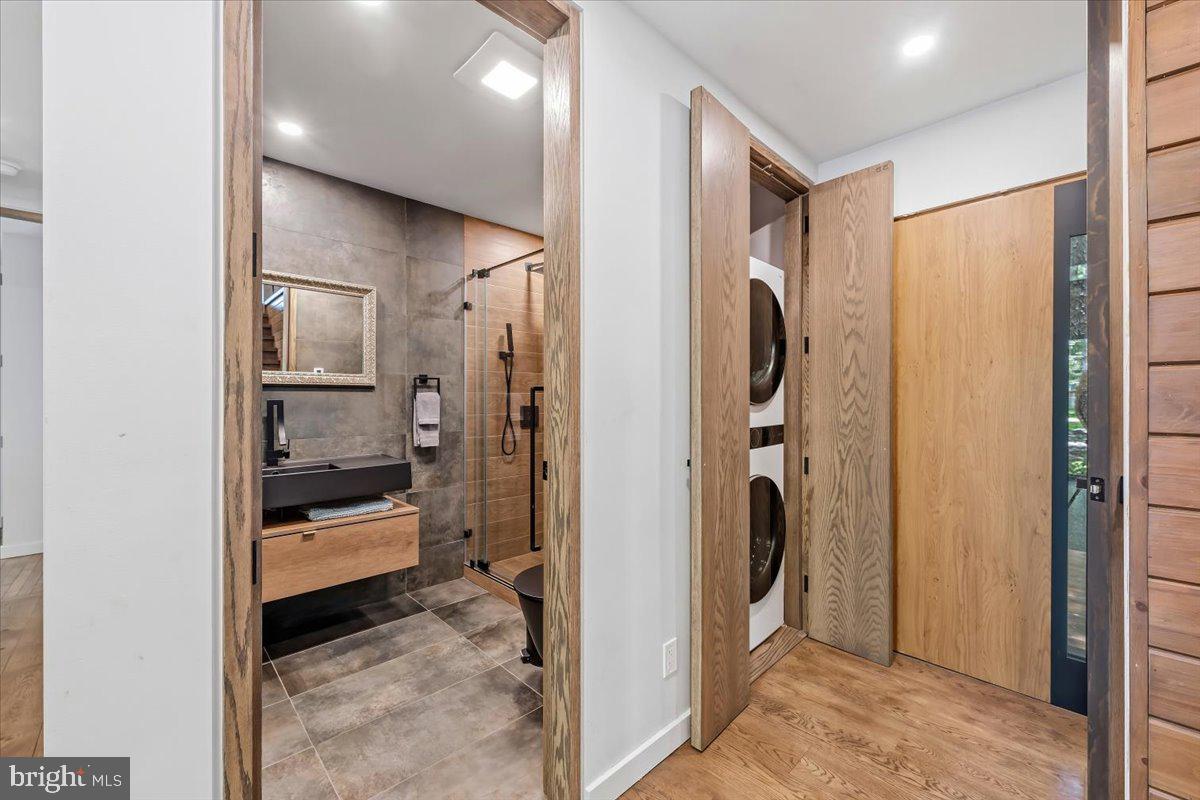 1142 Oakland Pl Property Photo 28