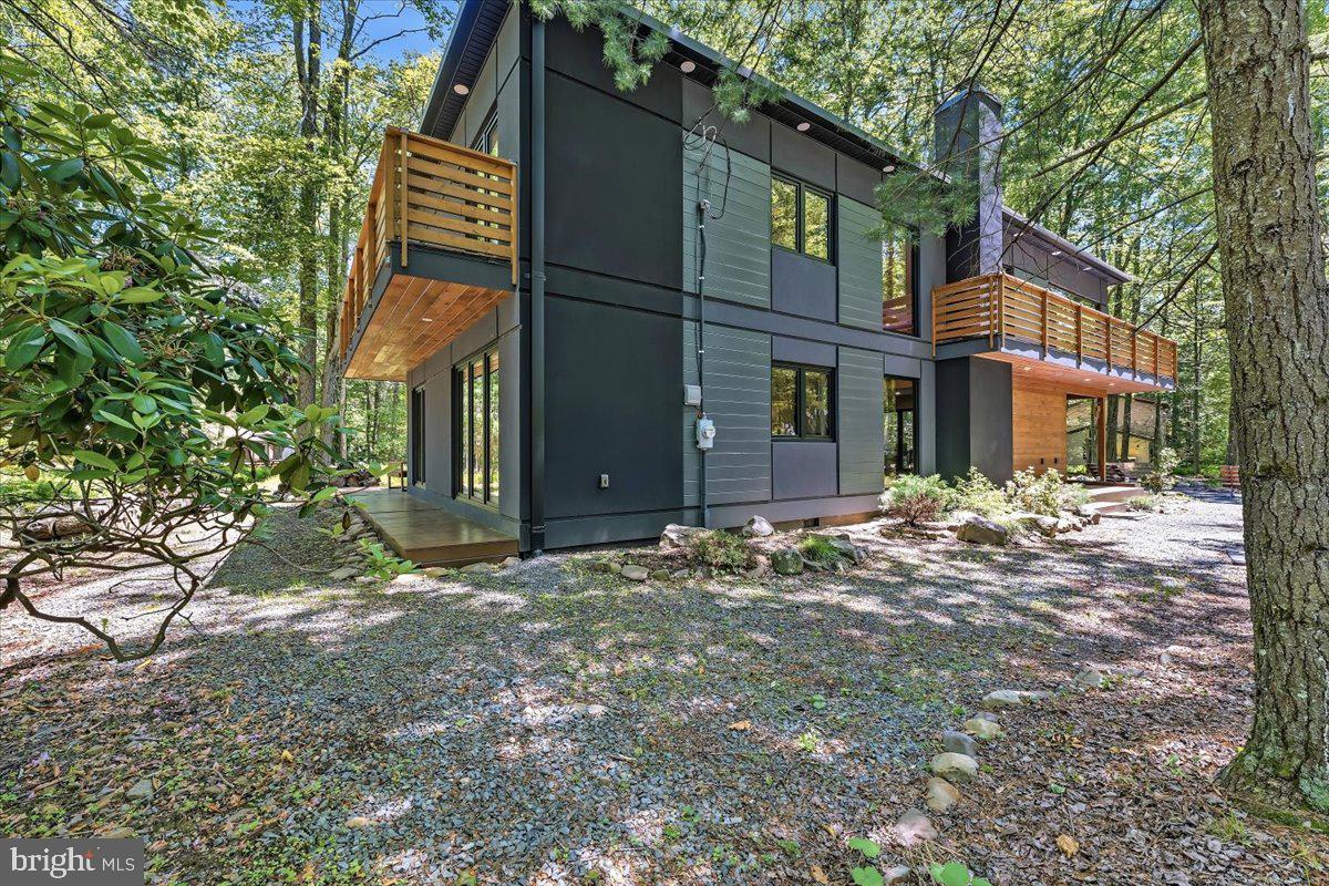 1142 Oakland Pl Property Photo 38