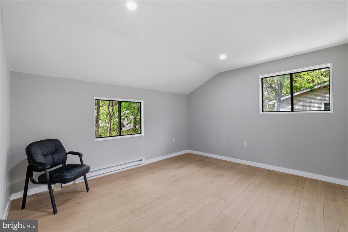 8934 Deerfield Rd Property Photo 29
