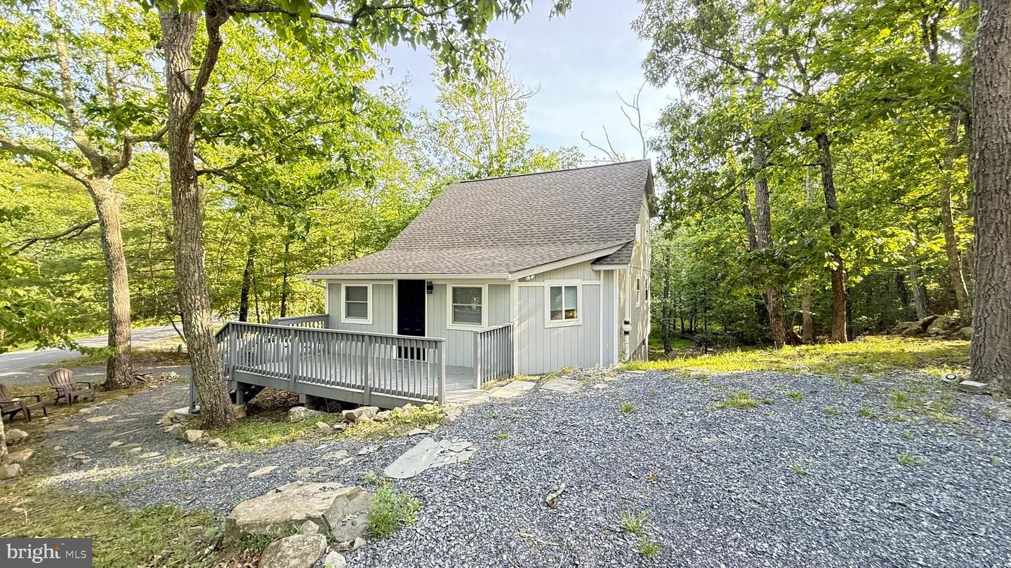 117 Clifton Dr Property Photo 2