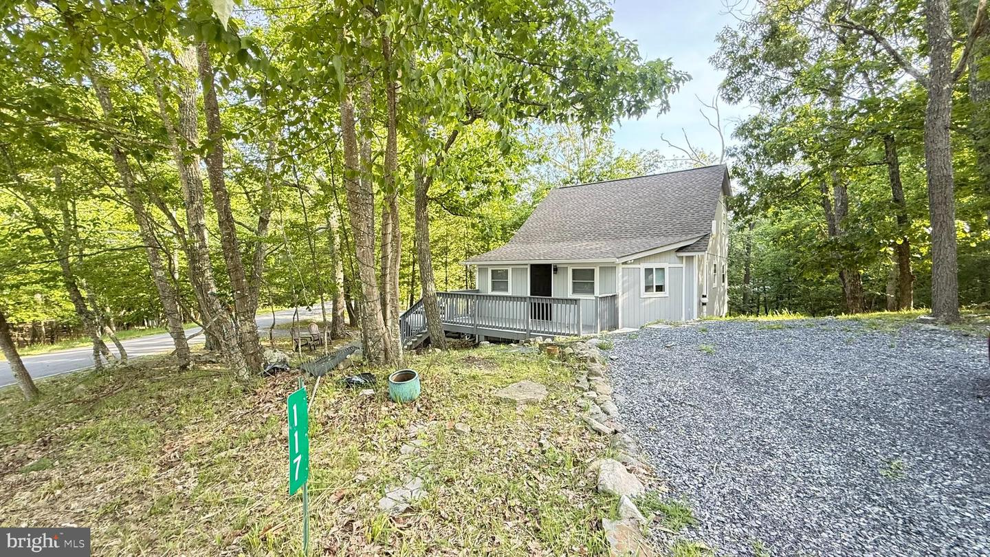 117 Clifton Dr Property Photo 3