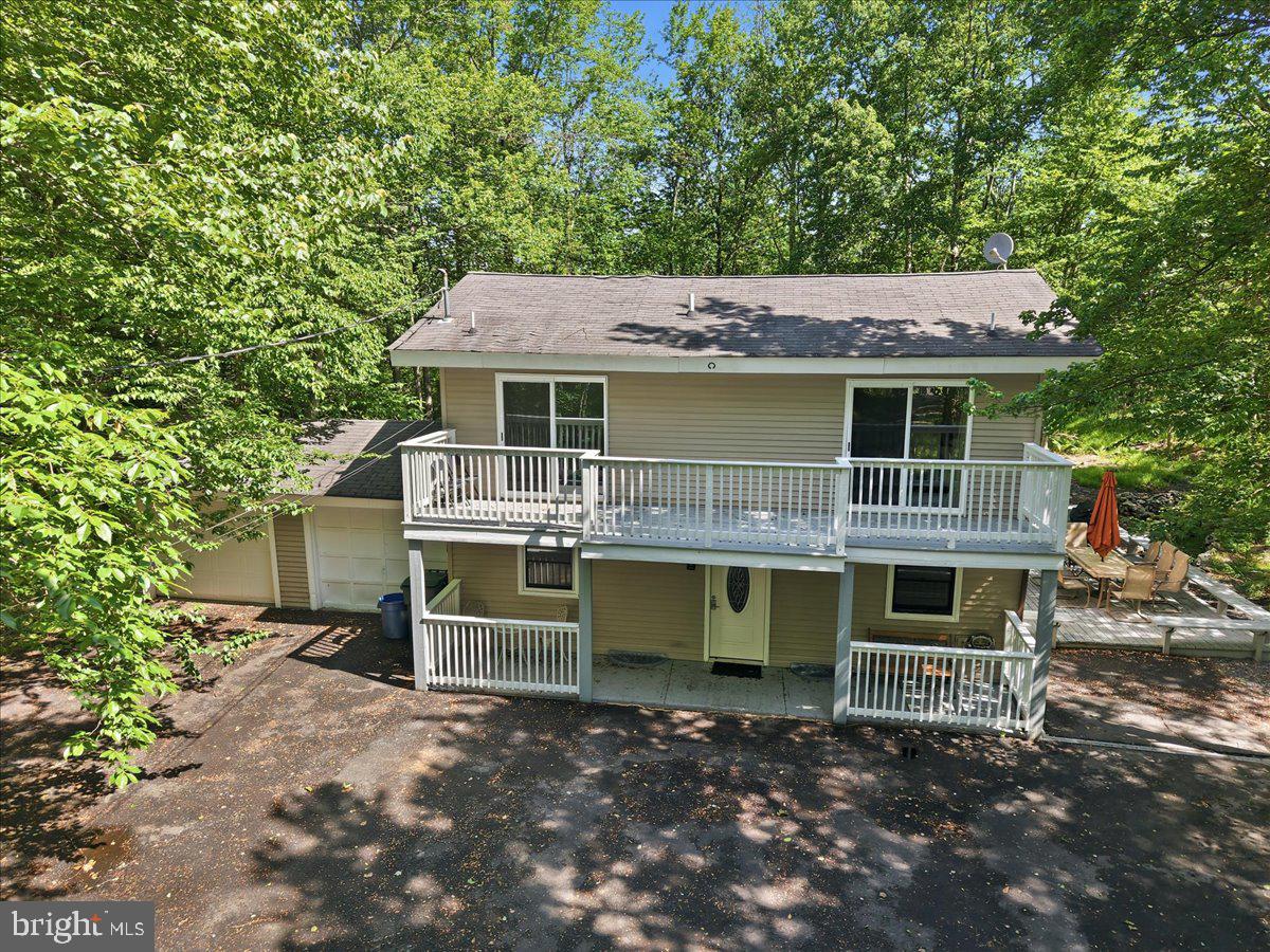 4172 Brook Ct Property Photo 2