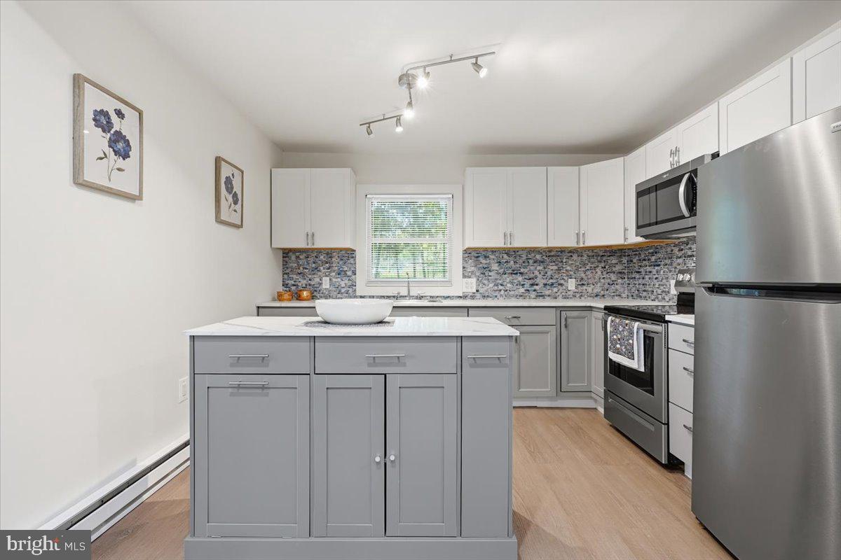 4172 Brook Ct Property Photo 16