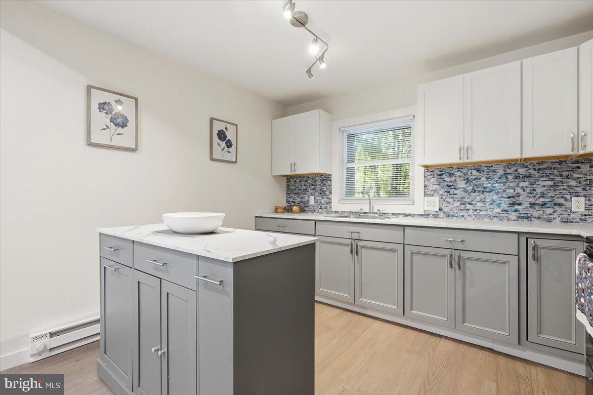 4172 Brook Ct Property Photo 17