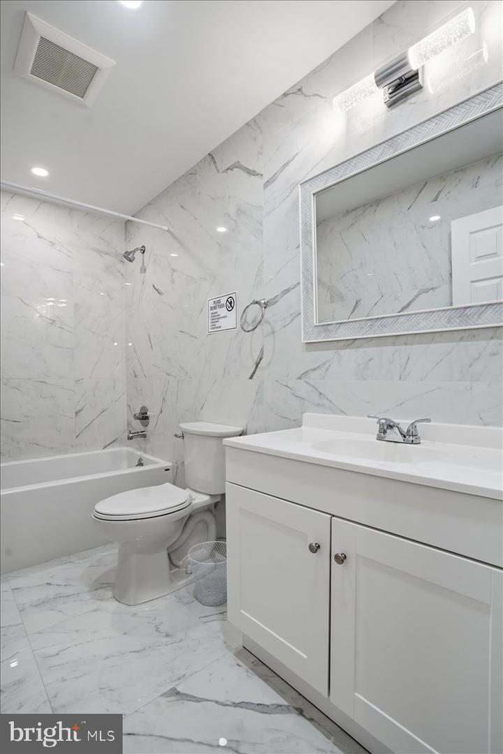 4172 Brook Ct Property Photo 53