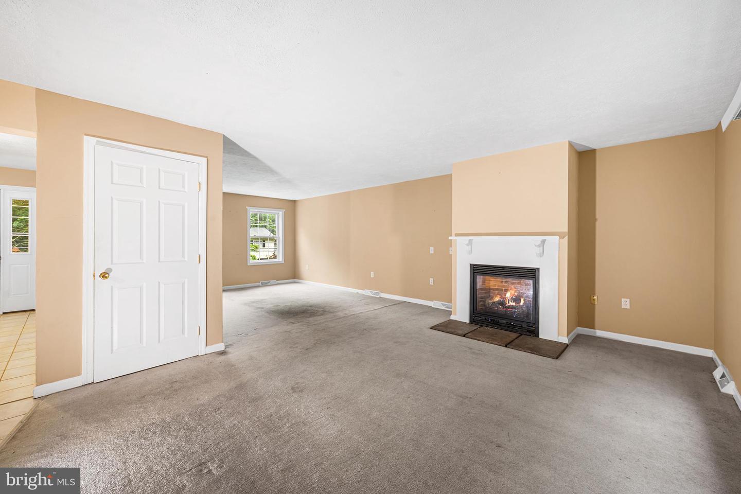 313 Lower Lakeview Dr Property Photo 5