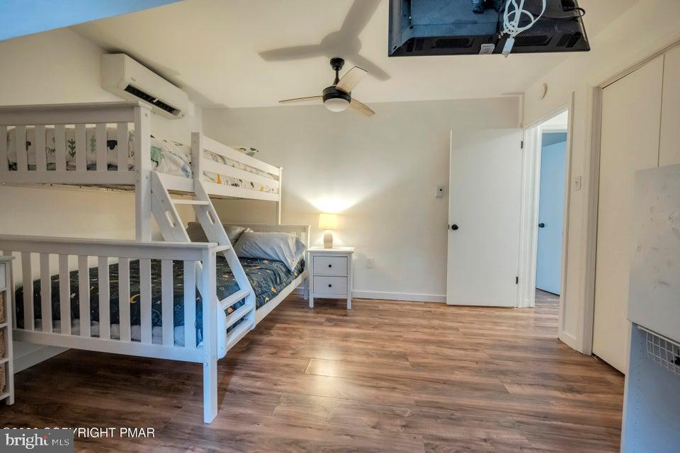 7430 Ventnor Dr Property Photo 26