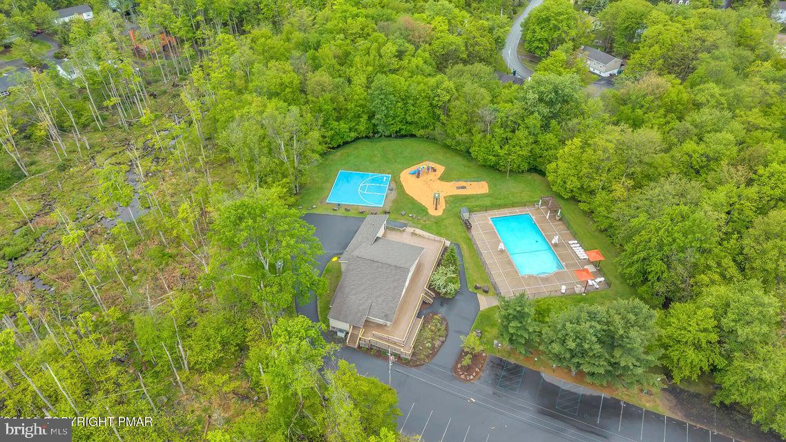 7430 Ventnor Dr Property Photo 42