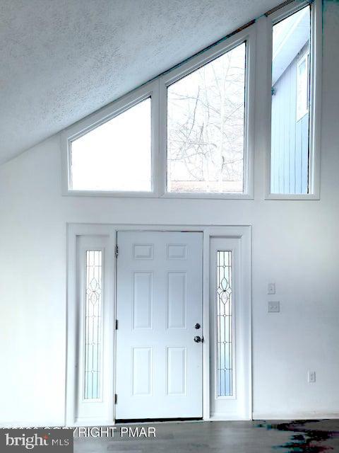 8382 Garden Dr Property Photo 7