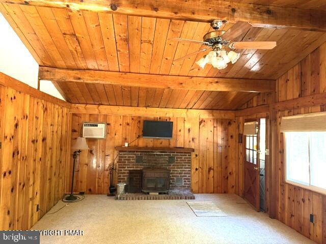 241 Champlain Dr Property Photo 2