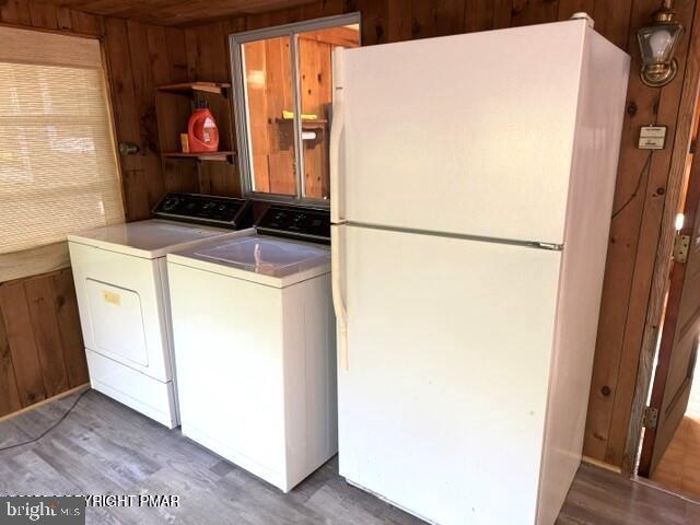 241 Champlain Dr Property Photo 14