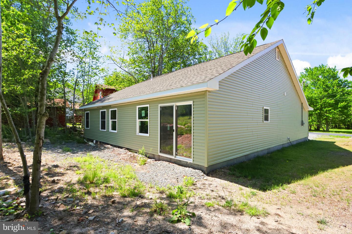 3111 Briarwood Dr Property Photo 3