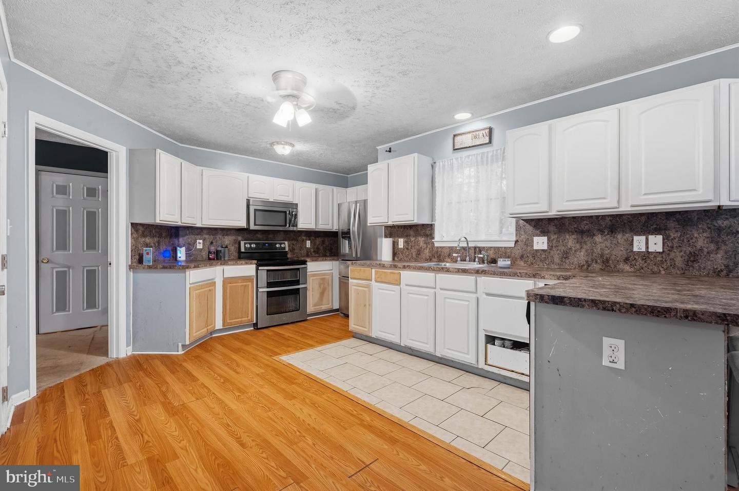 1124 Cambell Way Property Photo 12