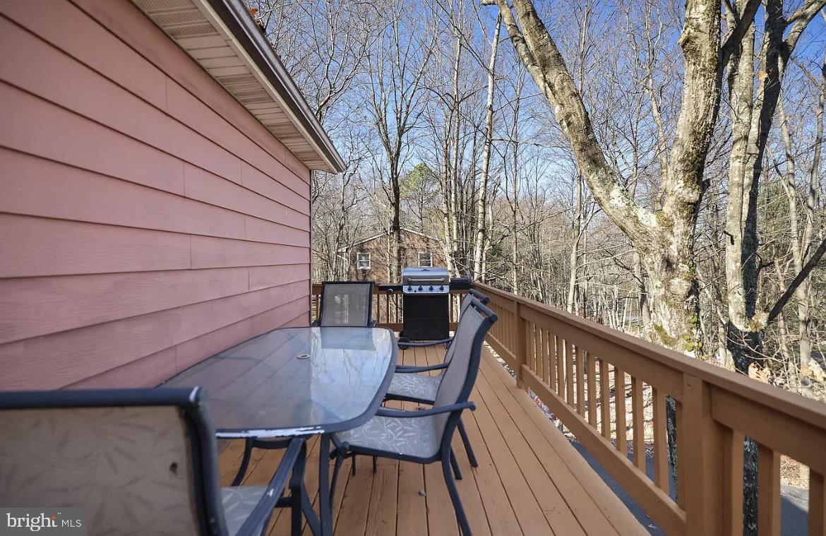176 Birch Dr Property Photo 5