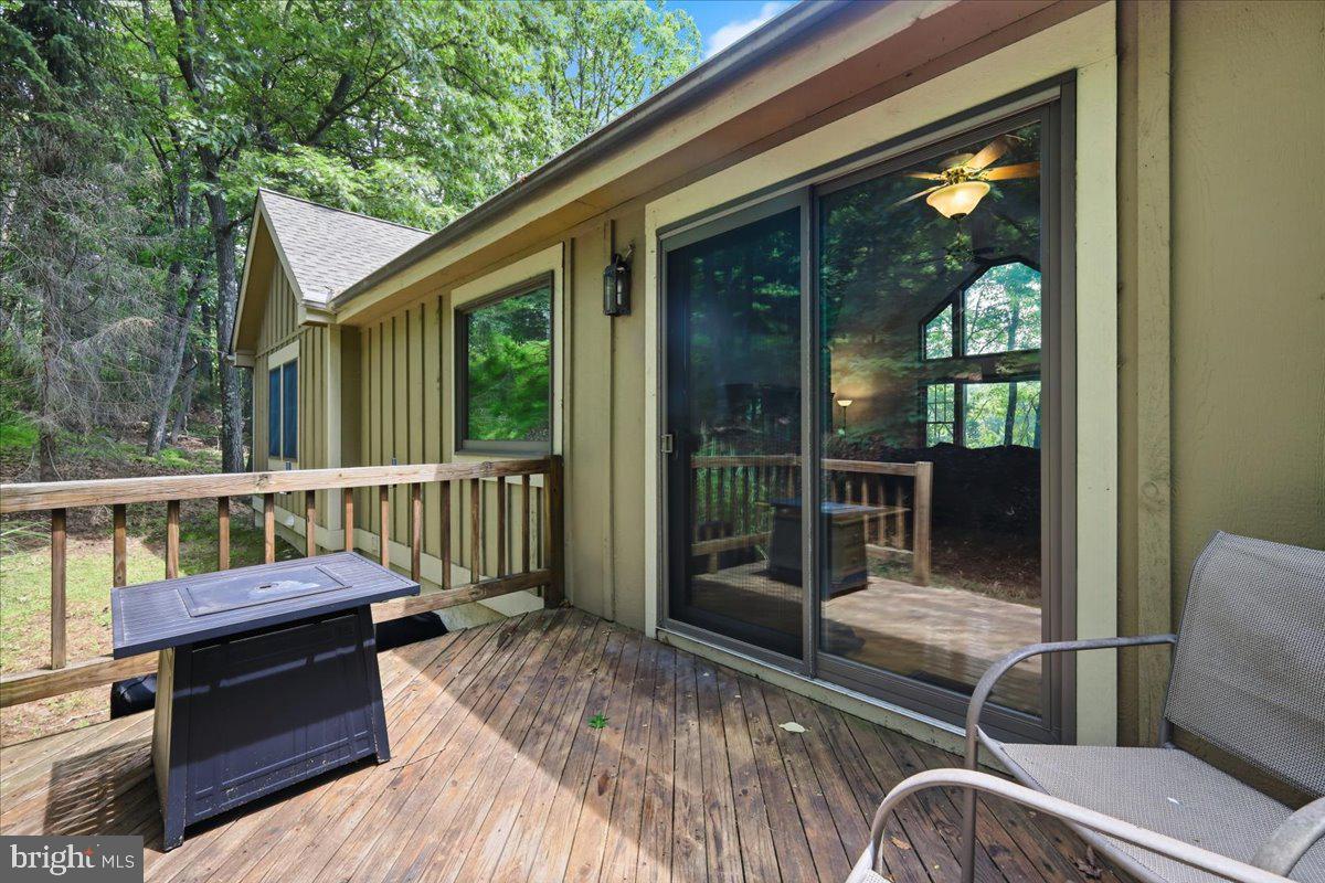 460 Spruce Dr Property Photo 39