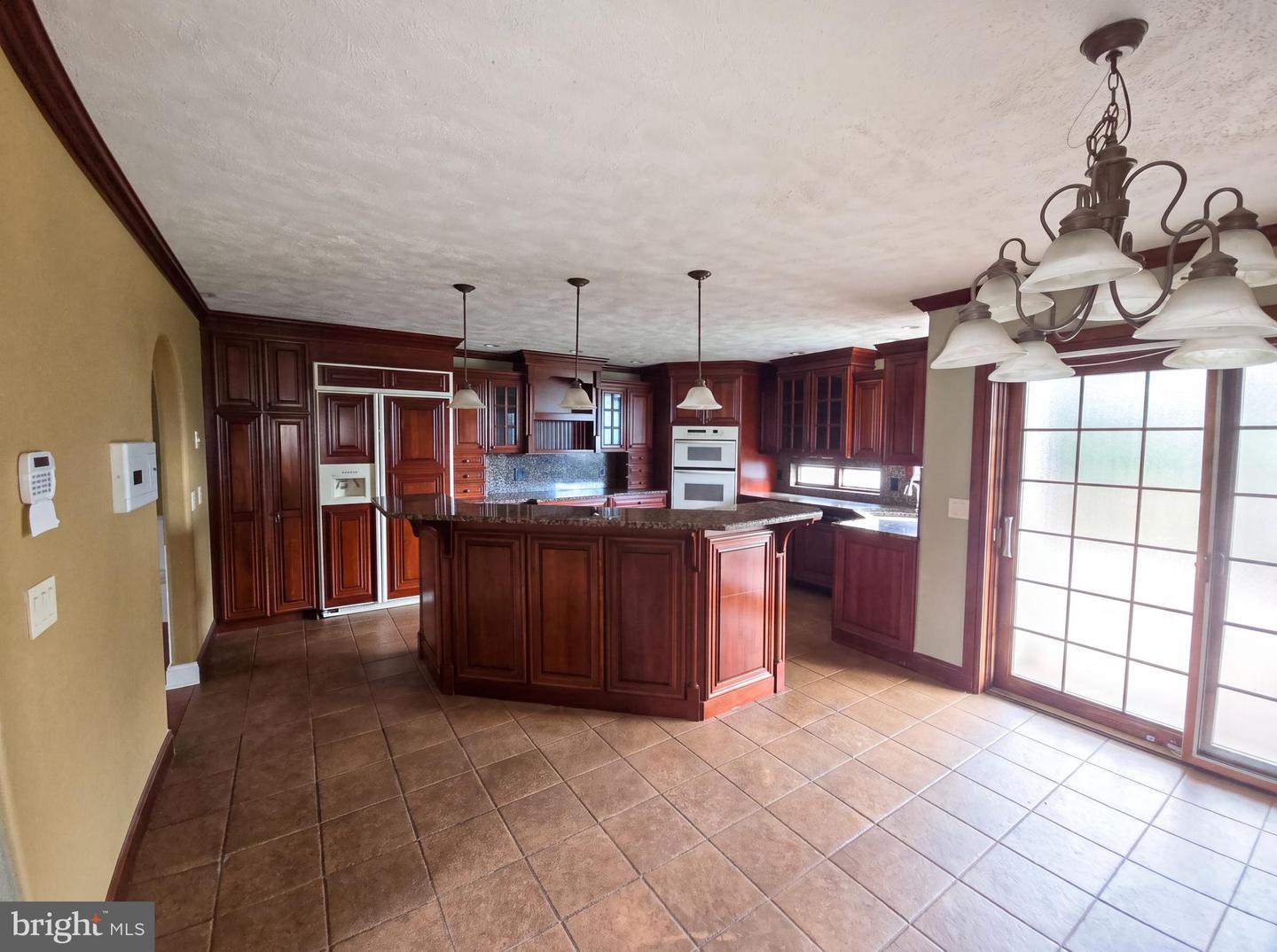 2217 Valley View Dr S Property Photo 10