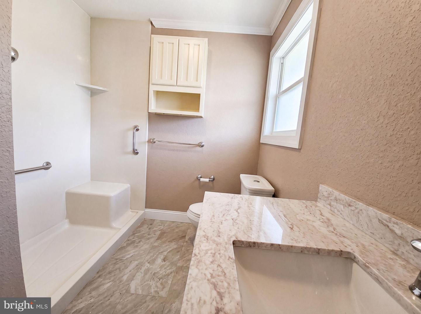 2217 Valley View Dr S Property Photo 27