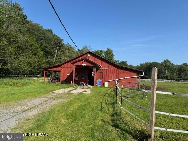 141 High Country Dr Property Photo 6