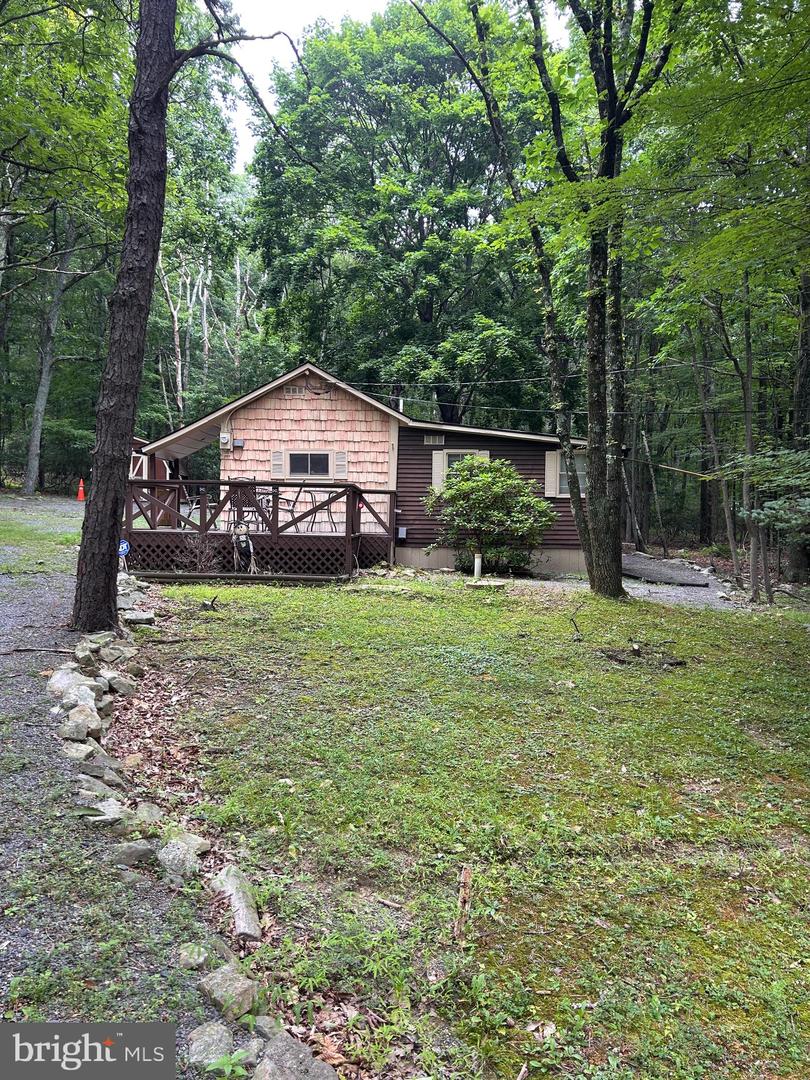 1507 Upper Valley Rd Property Photo 1