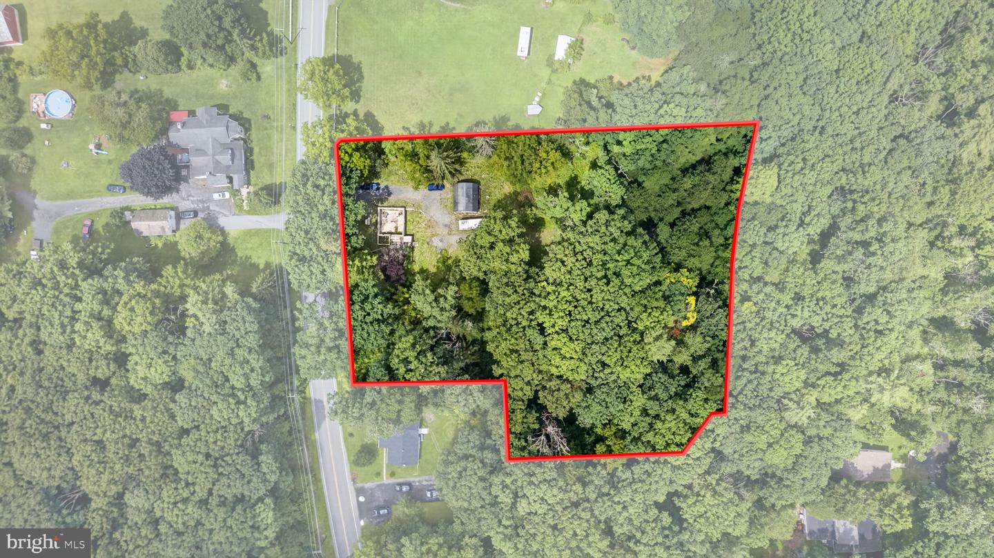 708 Burger Hollow Rd Property Photo 1