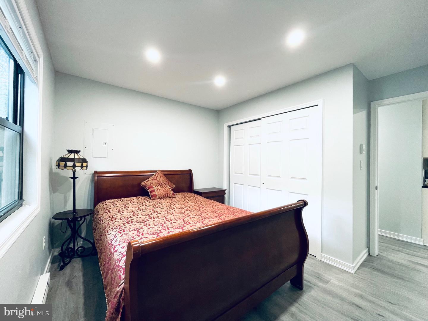1371 Winding Way Property Photo 13