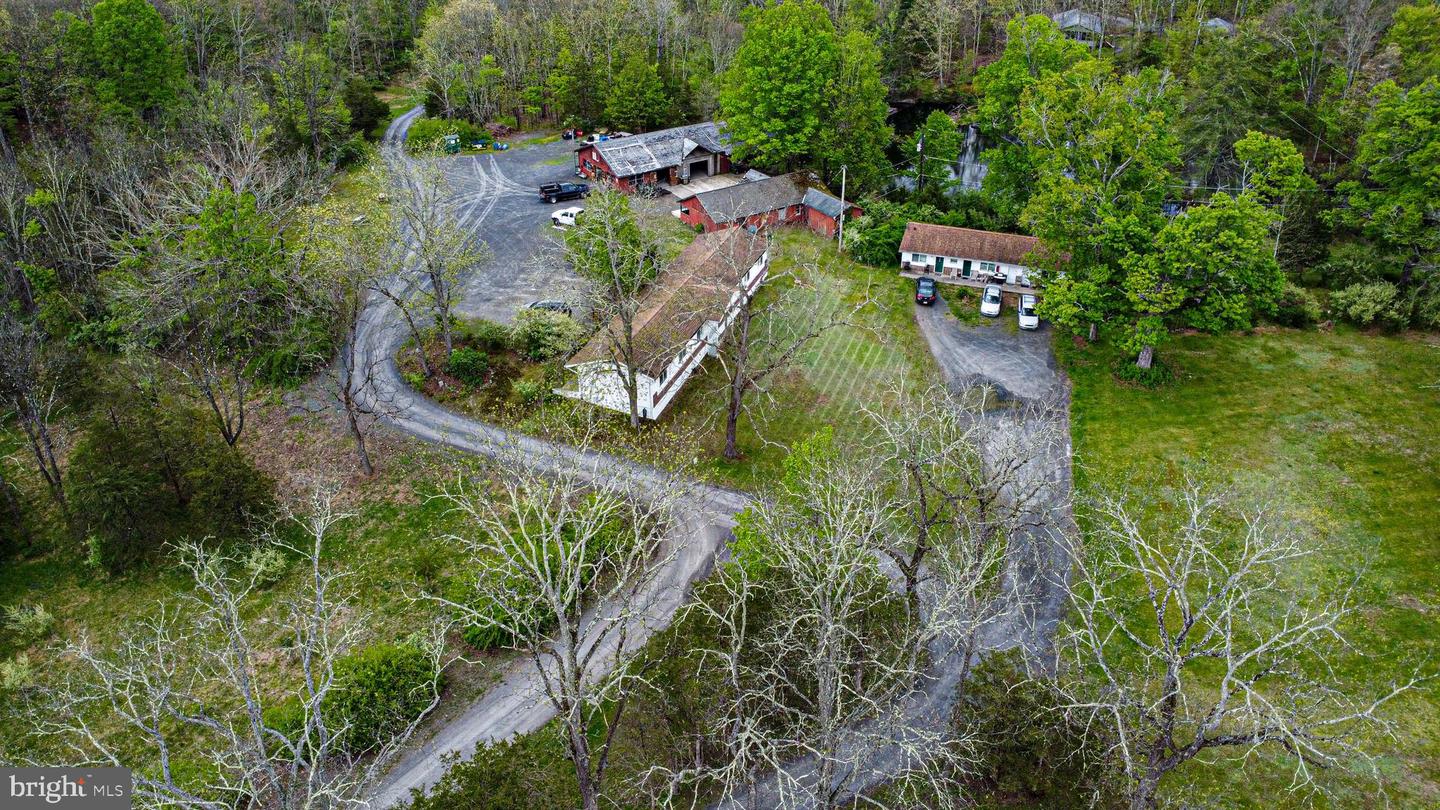 174 Sports Camp Rd Property Photo 1