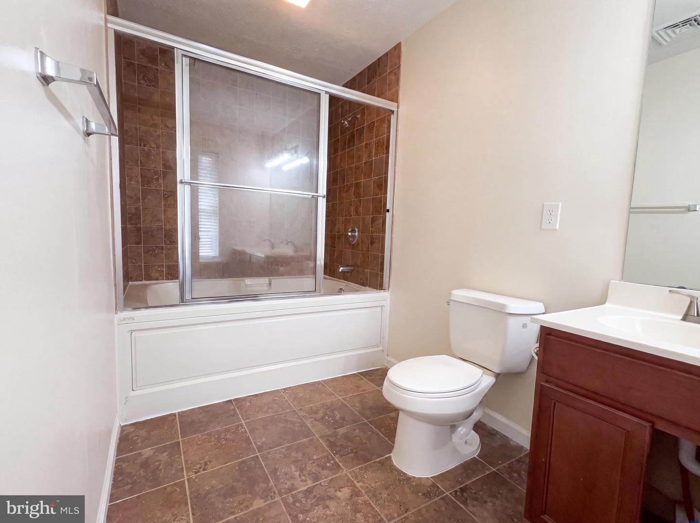 814 Clearview Dr Property Photo 21